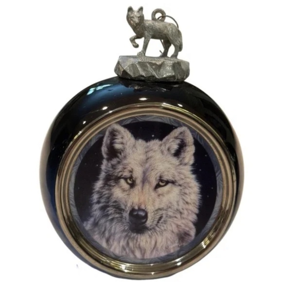 Bradford Exchange Wolf Series Ornaments - Picture 1 of 11